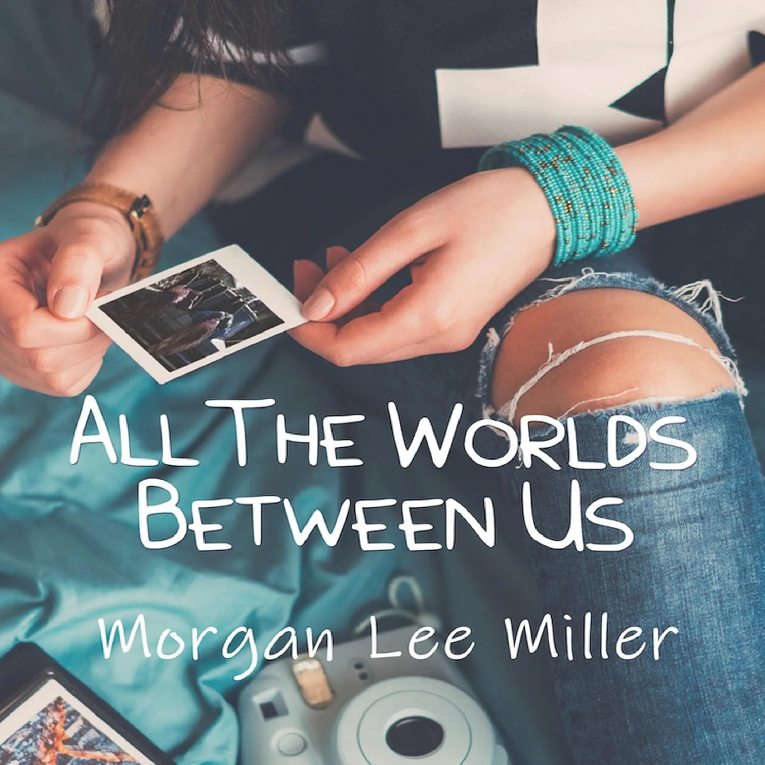 Portada de All the Worlds Between Us